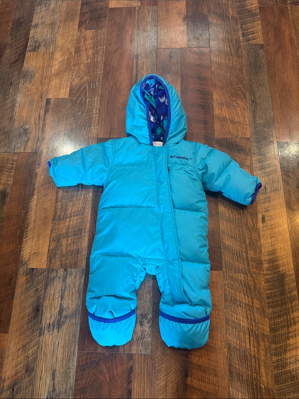 Columbia Bright Turquoise Hooded Infant One-Piece Snowsuit 3-6 months (1250)